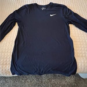 Nike long sleeve. Medium. Navy Blue